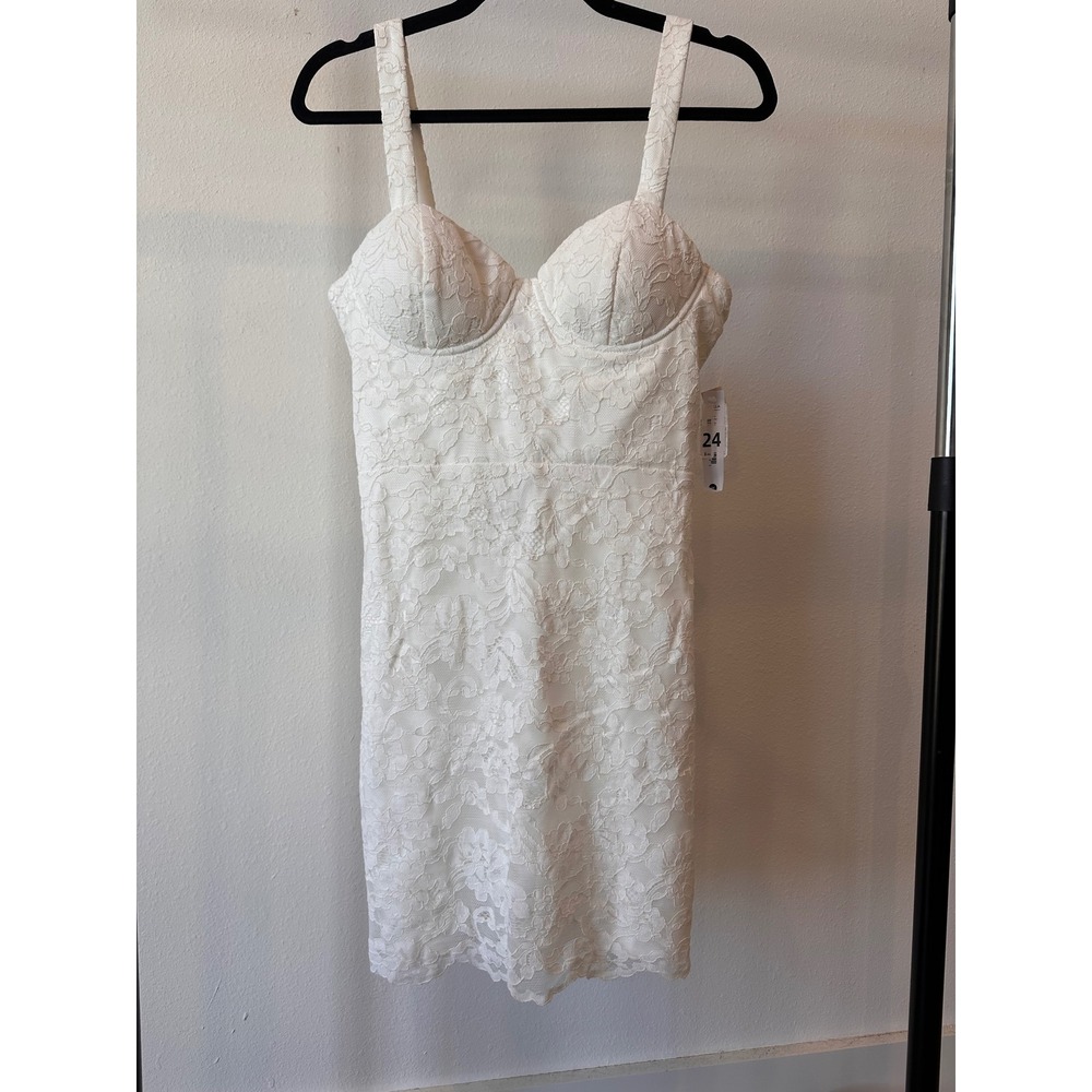 AQUA White Lace Corset Mini Dress Sleeveless Bustier Bodycon Bridal Shower M